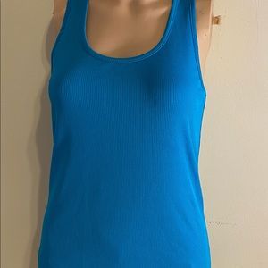 Womens Large Work out top